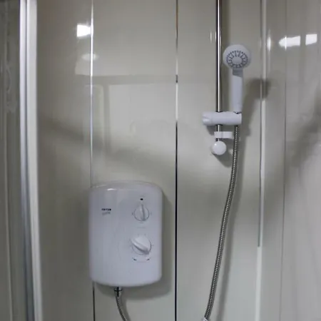 Donegal Lodgings - Apt 3 - Br En-suite 公寓 *
